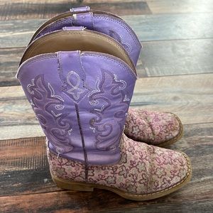 Girl roper cowboy boots. Size 12